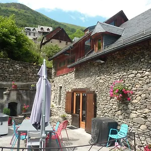 la-grange-saint-aventin.midi-pyreneeshotels.com/