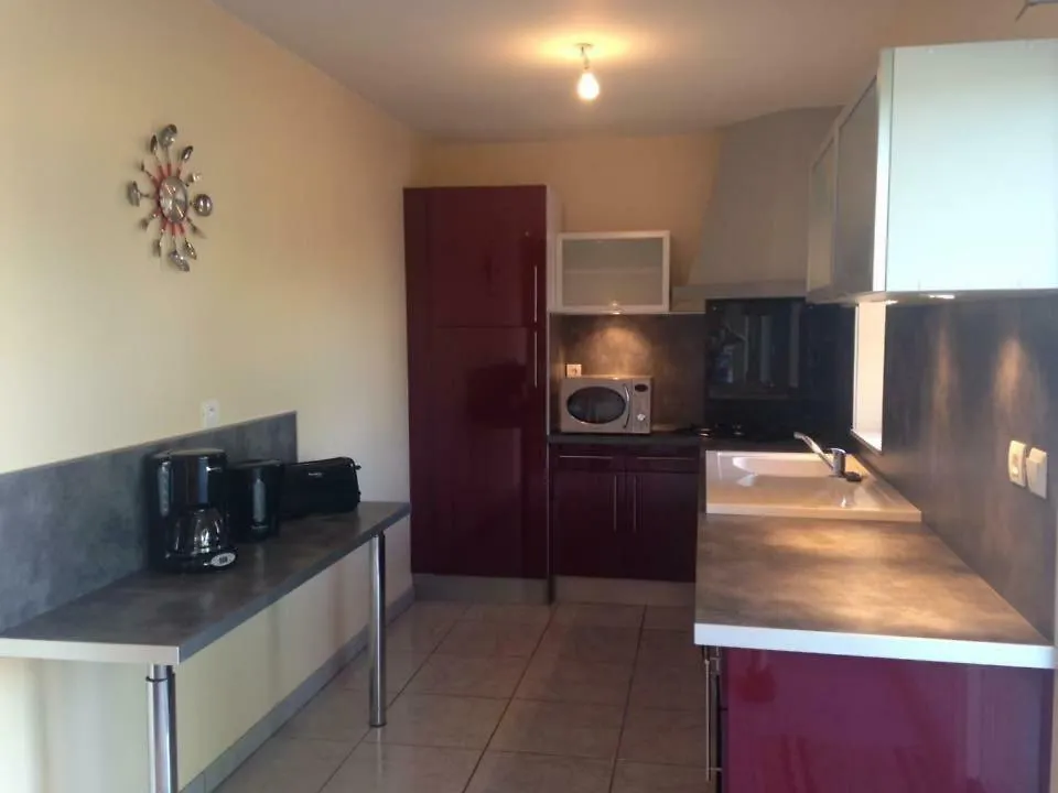 Villa Ar Baradoz à Guiler-sur-Goyen 0*,  France